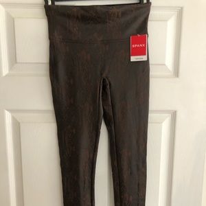 Spanx faux leather snakeskin pants NWT